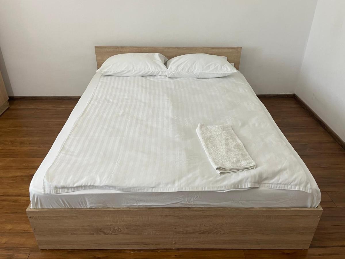Apartment Bega Circumvalatiunii 1 - 3 Timişoara